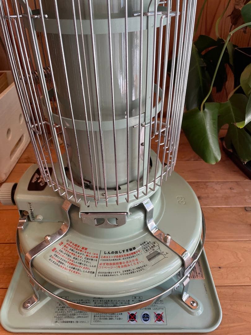 間も無くやってくる冬に備えて！！Aladdin 石油ストーブ　BF3911