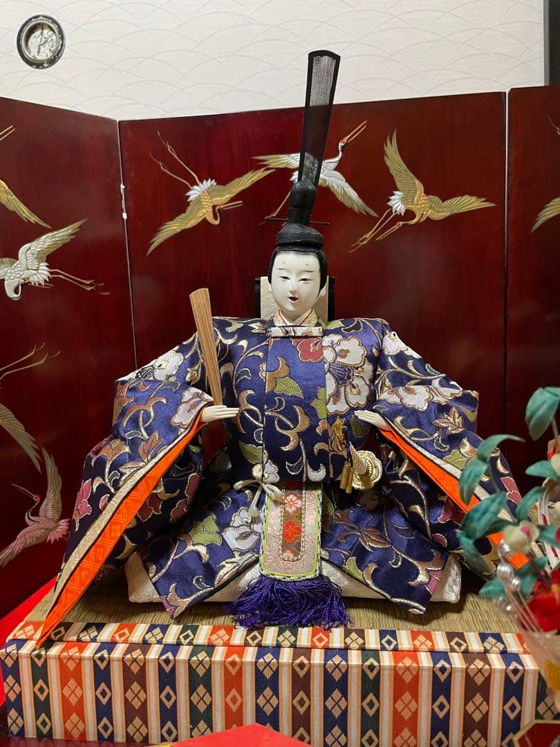 【値下げしました】天陽作 雛人形セット 珍しい木製漆塗りの鶴の屏風付き