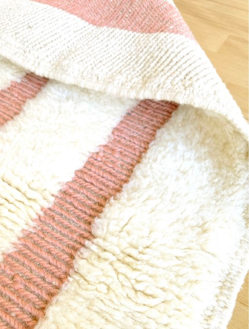 新品モロッコラグ ピンク絨毯 ストライプ柄　一点物ハンドメイド