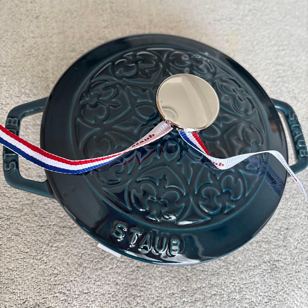 STAUB ラ•メール　リリー　ワナベS16cm