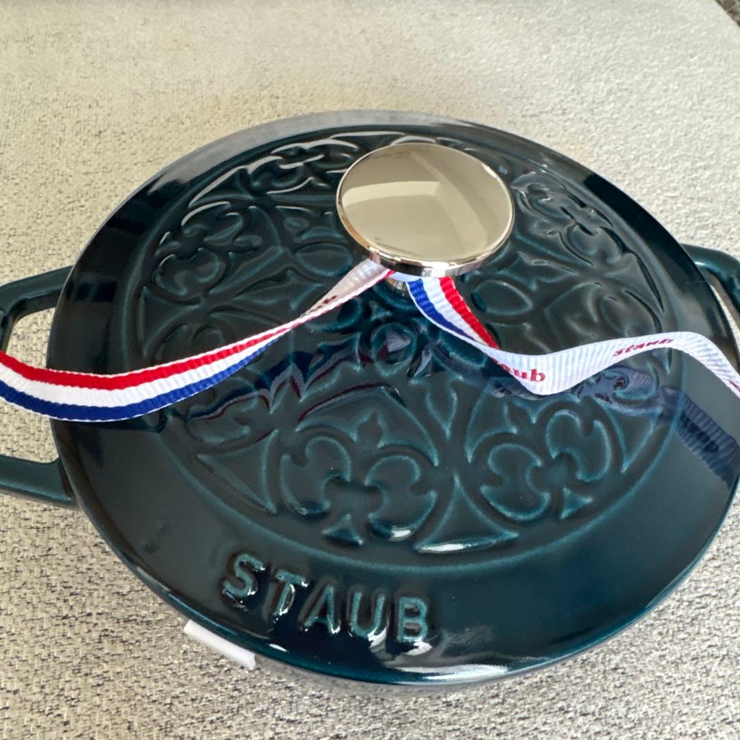 STAUB ラ•メール　リリー　ワナベS16cm