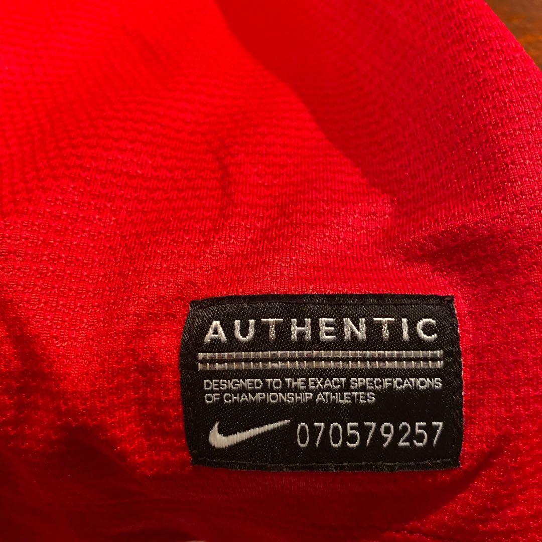 マンU 選手直筆サイン入りユニフォーム 証明書付き