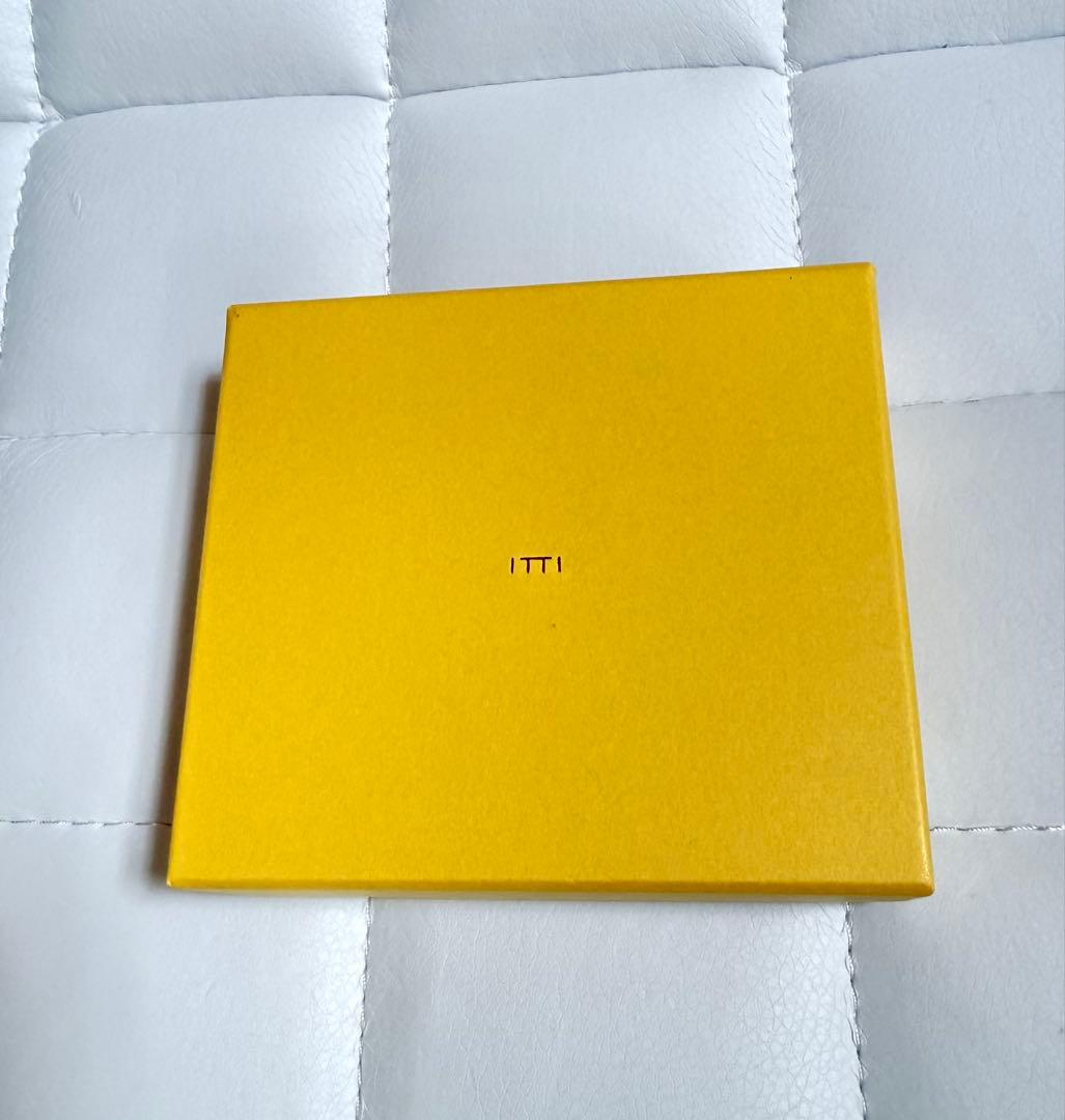 ITTI イッチ　財布　 レザー