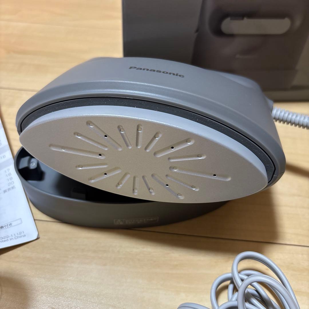 Panasonic 衣類スチーマー NI-FS780-H ハンディスチーマー