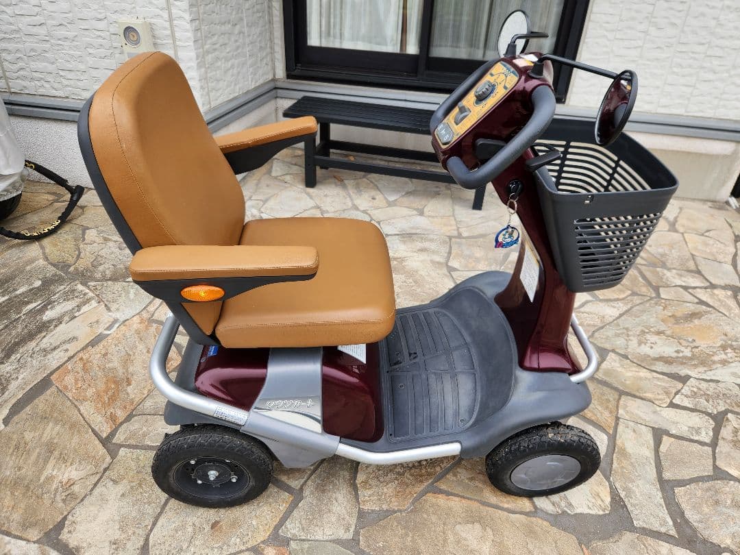 【送料無料】SUZUKIスズキ　セニアカー　シニアカー電動車椅子　13日出品終了