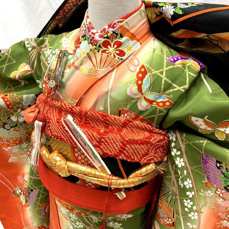 506ag29■七五三 七歳 女児 着物&袋帯 扇 蝶 金彩■状態良好