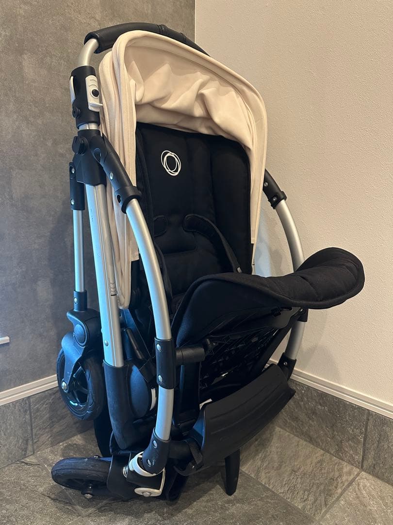 【美品】BugabooBee5 バガブービー5 ベビーカー ホワイト×ブラック