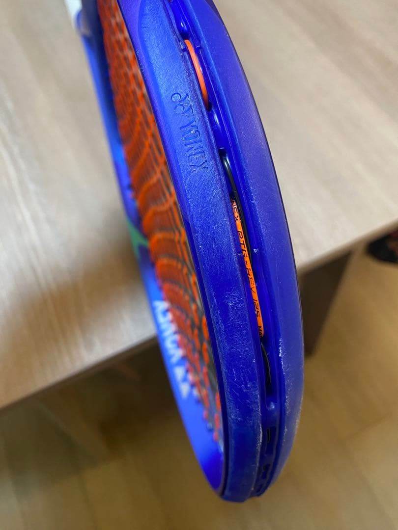 YONEX EZONE100ツアー テニスラケット　美品