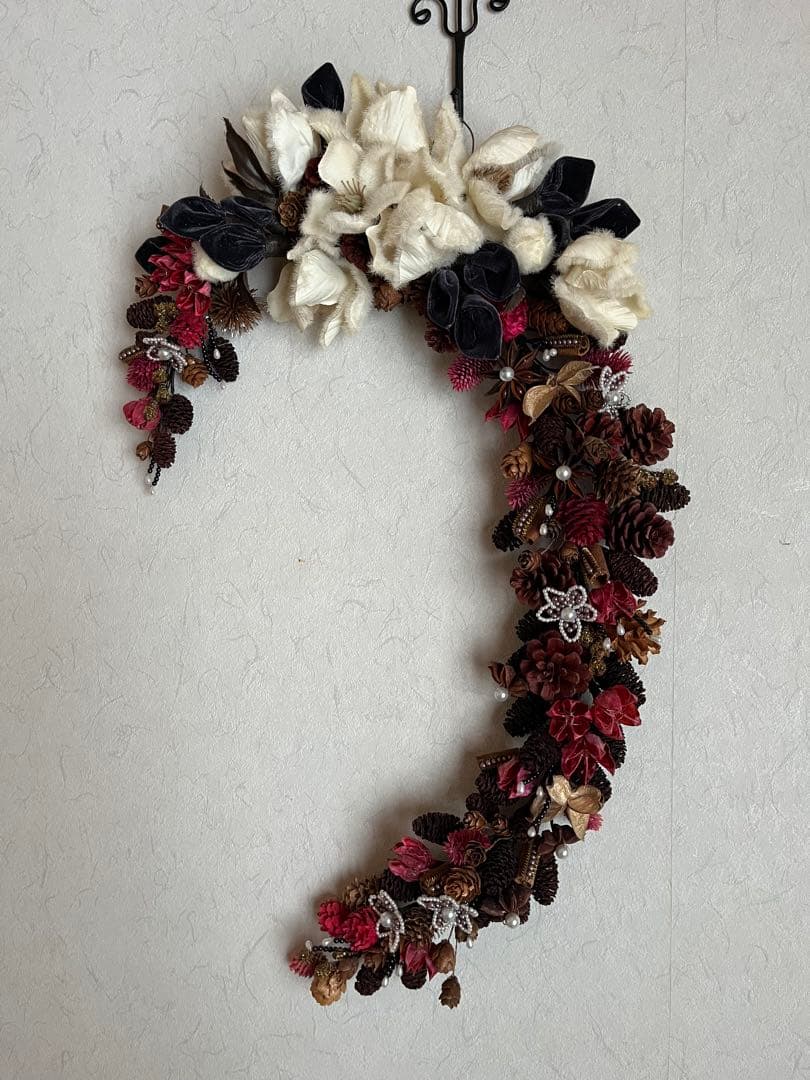 【ハンドメイド】木の実のリース　馬蹄型　52センチ