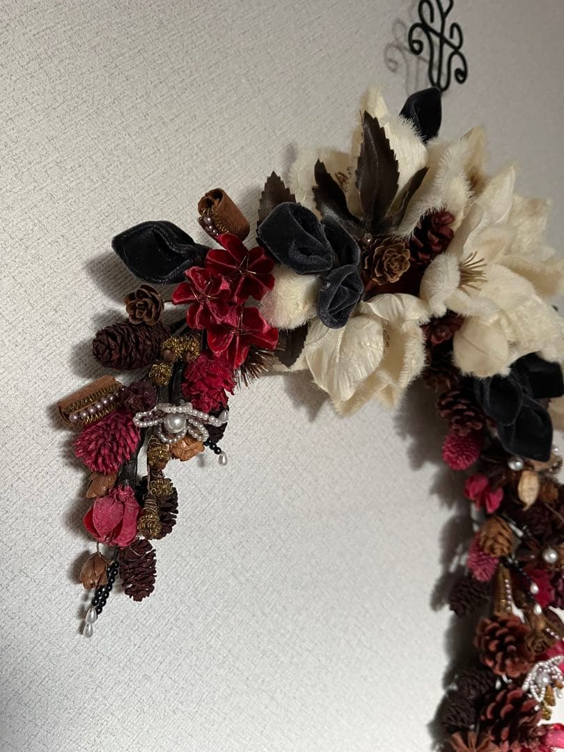 【ハンドメイド】木の実のリース　馬蹄型　52センチ