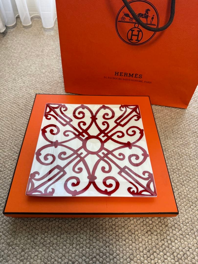 HERMES ガダルキヴィールスクエア1.9.5センチ多用皿超美品