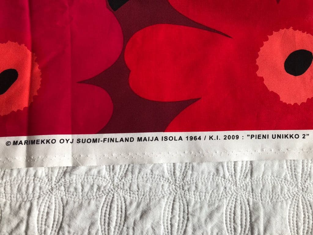 marimekko  PIENI UNIKKO 生地　マリメッコ  ウニッコ