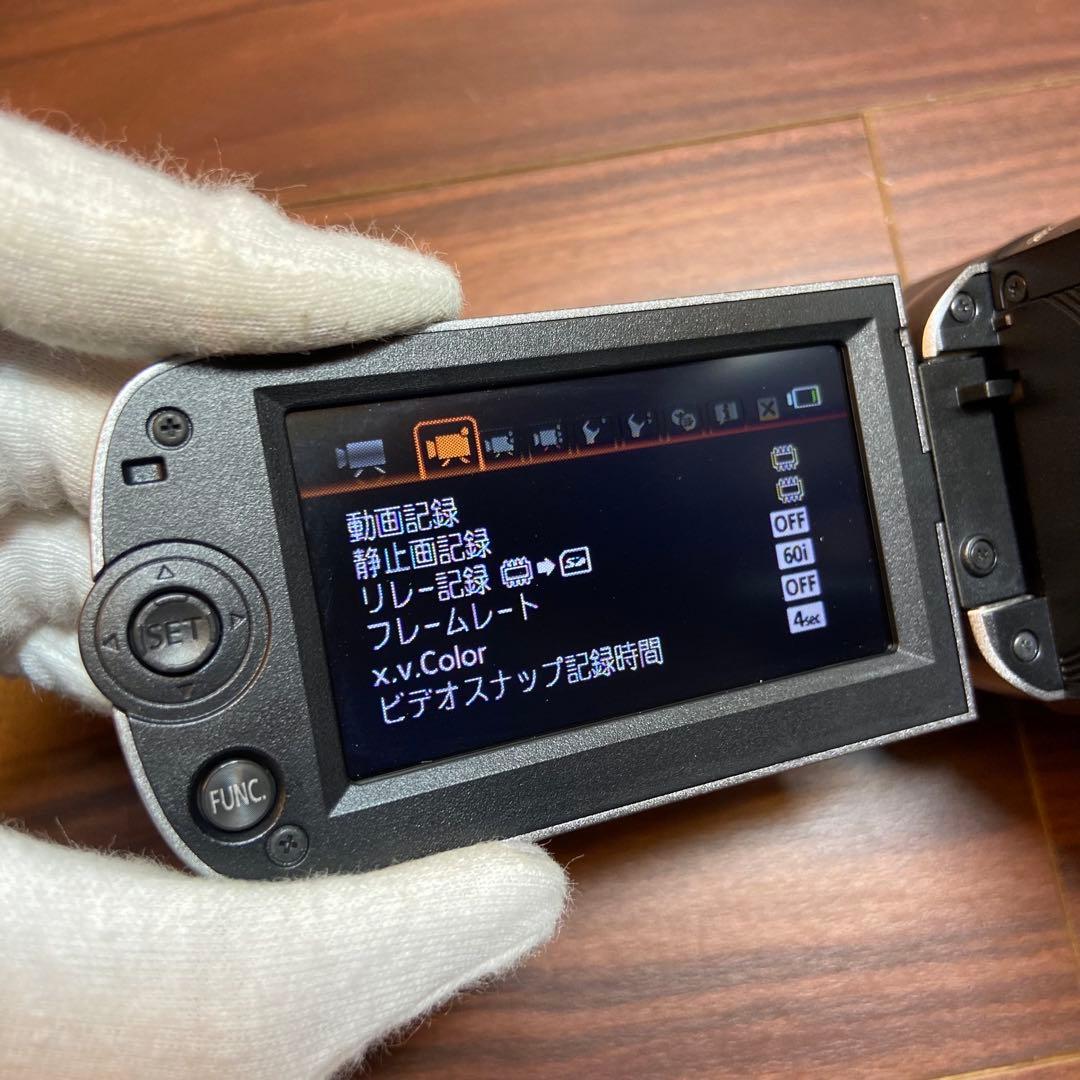 Canon デジタルビデオカメラ iVIS HF R10 ほぼ新品 3462