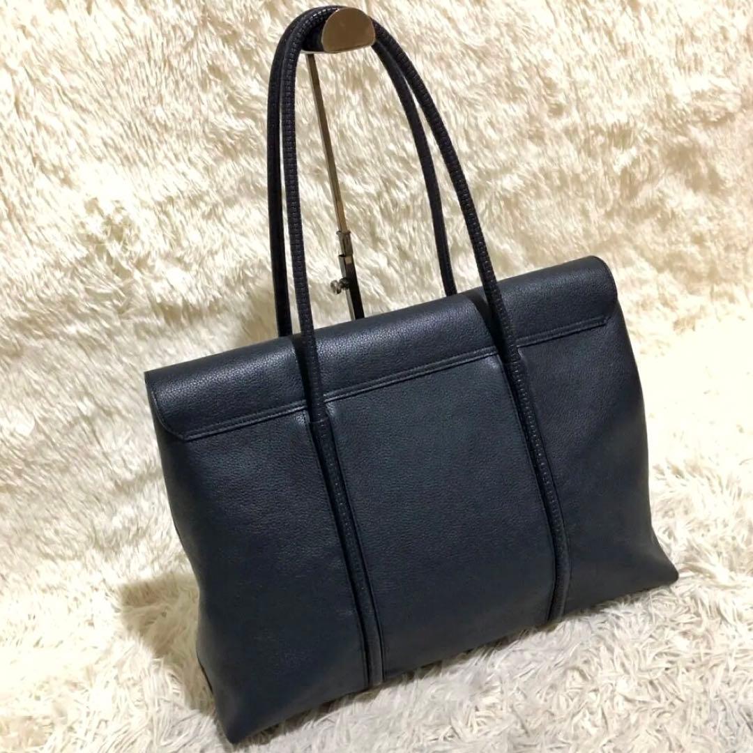 新品同様✨ペッレモルビダ ホーサー　フラップトートバッグ ネイビー