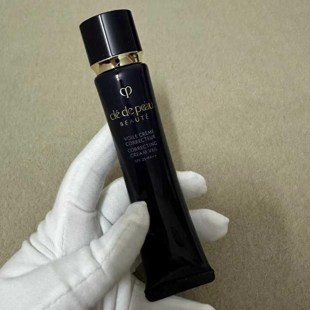 2本新品未開封 クレ・ド・ポーボーテ ヴォワールコレクチュールn 40gA1