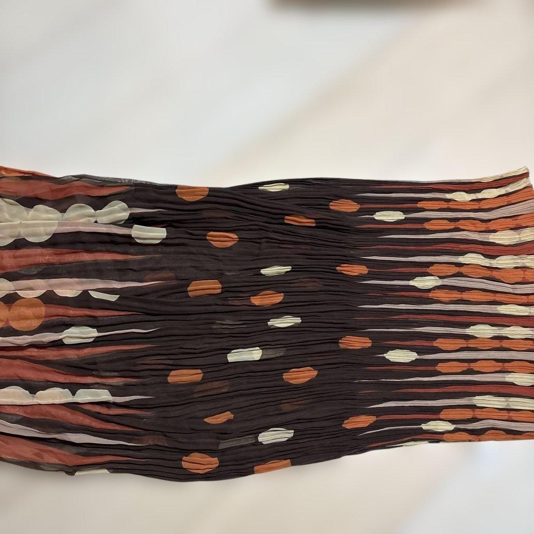 プリーツプリーズ　ストライプスカーフ