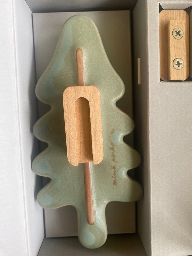 【新品未使用】ミナペルホネン 壁フック　TREE HOOK グリーン