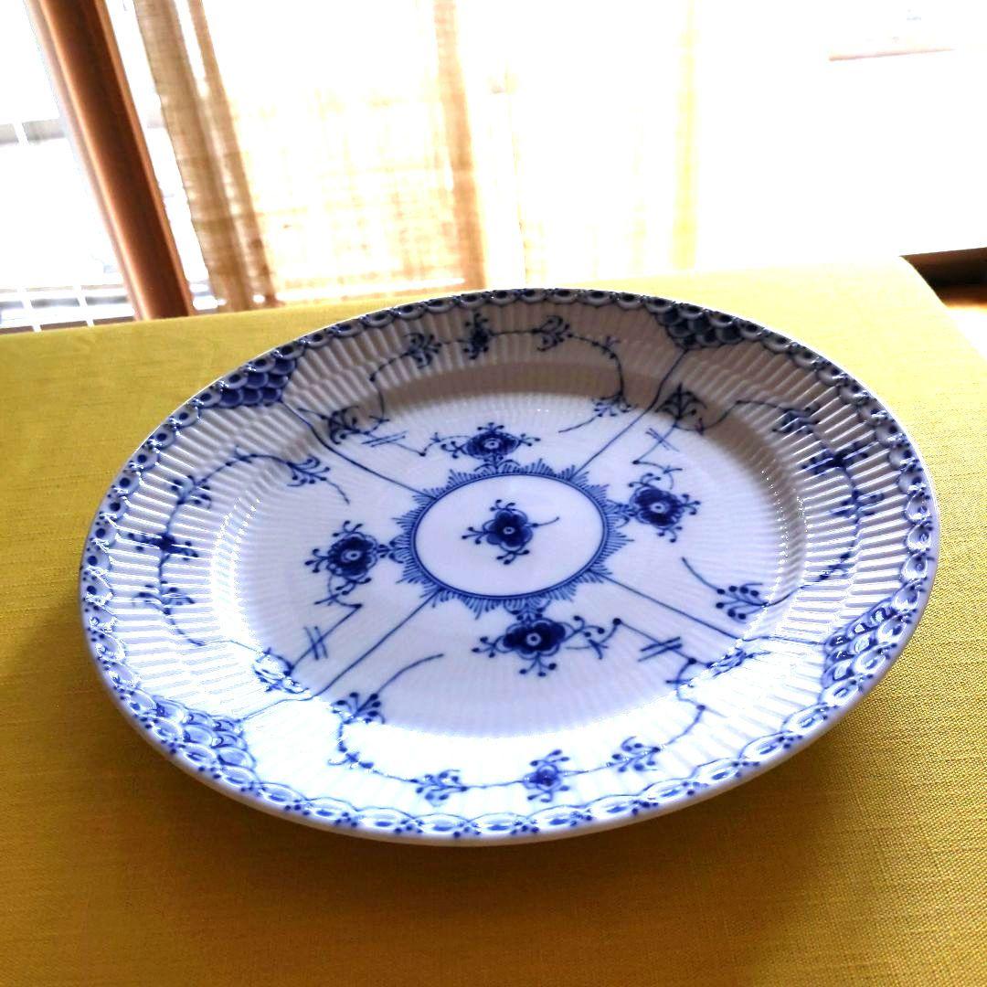 ロイヤルコペンハーゲン ハーフレース・ディナー皿27.6cm