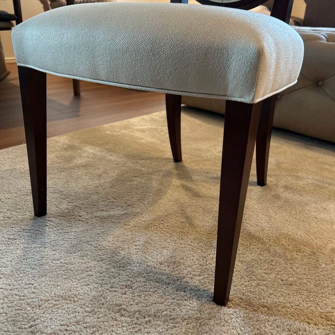 【新古品】AD CORE DEVISE クリーム色 布張り コンフォートチェア