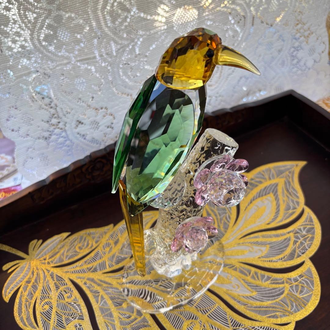クリスタル製 鳥の置物