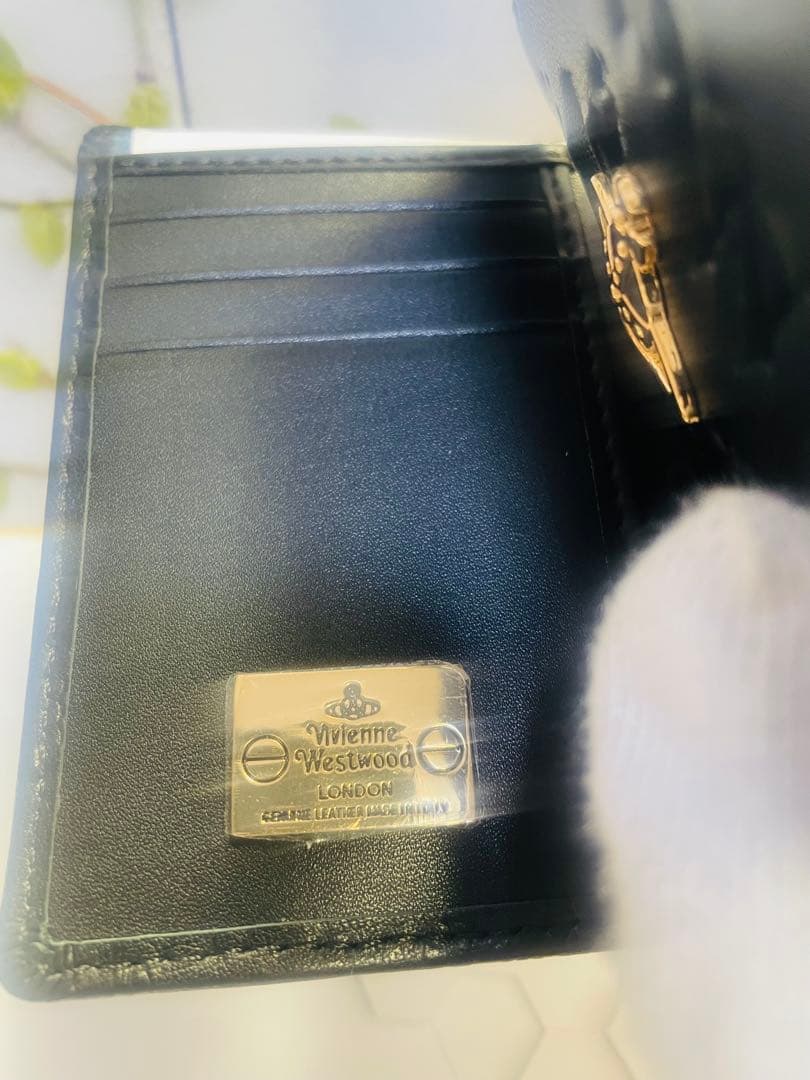 Vivienne Westwood 三つ折り財布　黒　ブラック