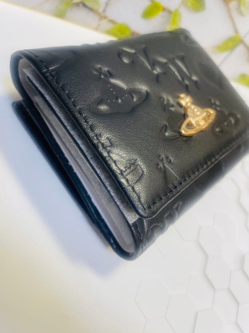 Vivienne Westwood 三つ折り財布　黒　ブラック
