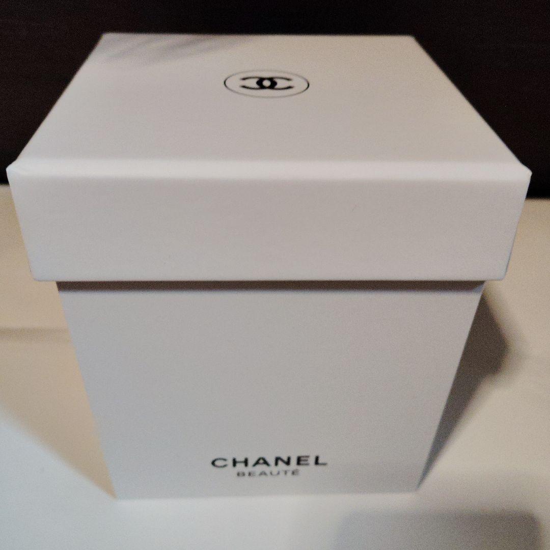 CHANEL ビューティー スノードーム 2025