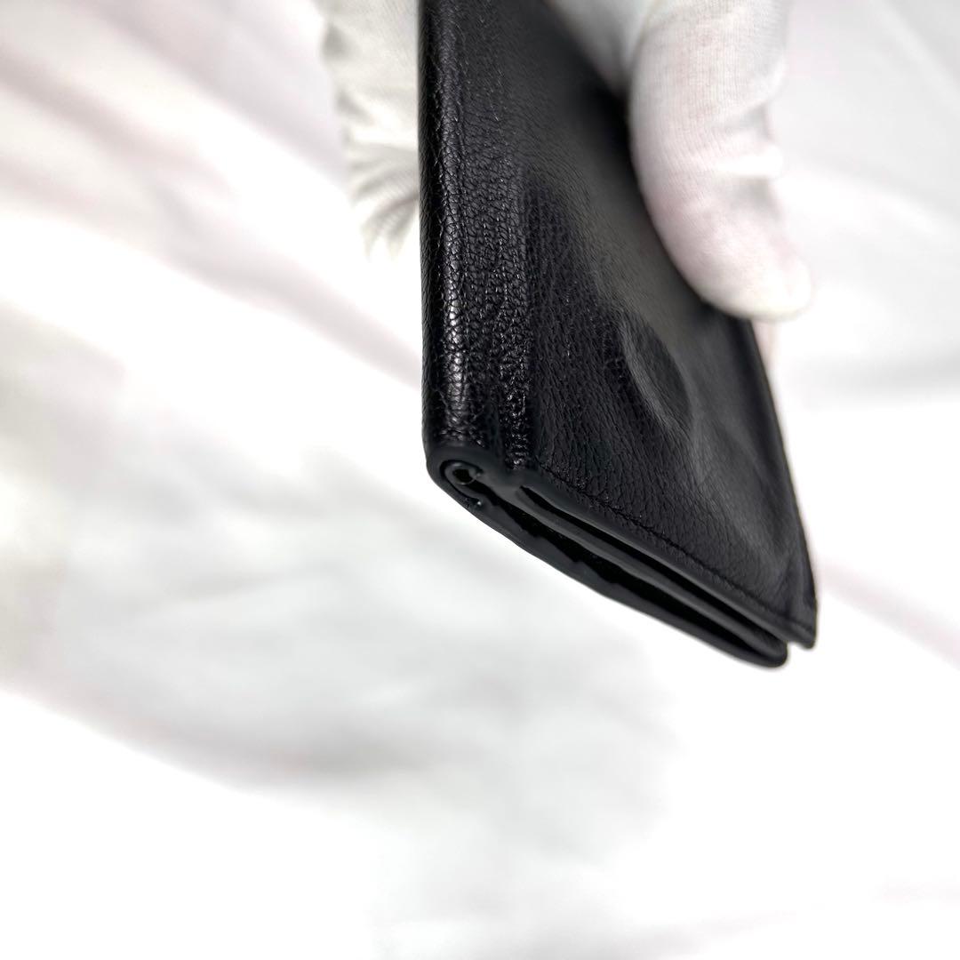 メゾンマルジェラ　二つ折り財布　コンパクトウォレット　シボ革　レザー　黒