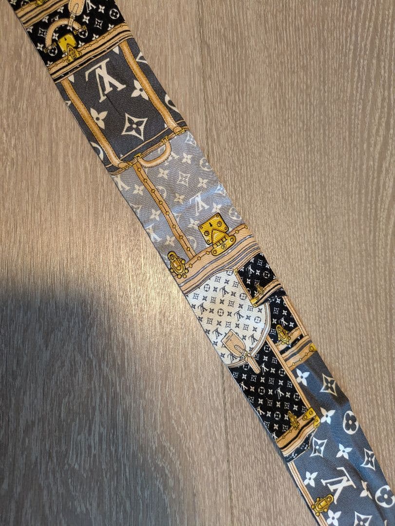 hiro　Louis Vuitton モノグラムスカーフ　ミッツア