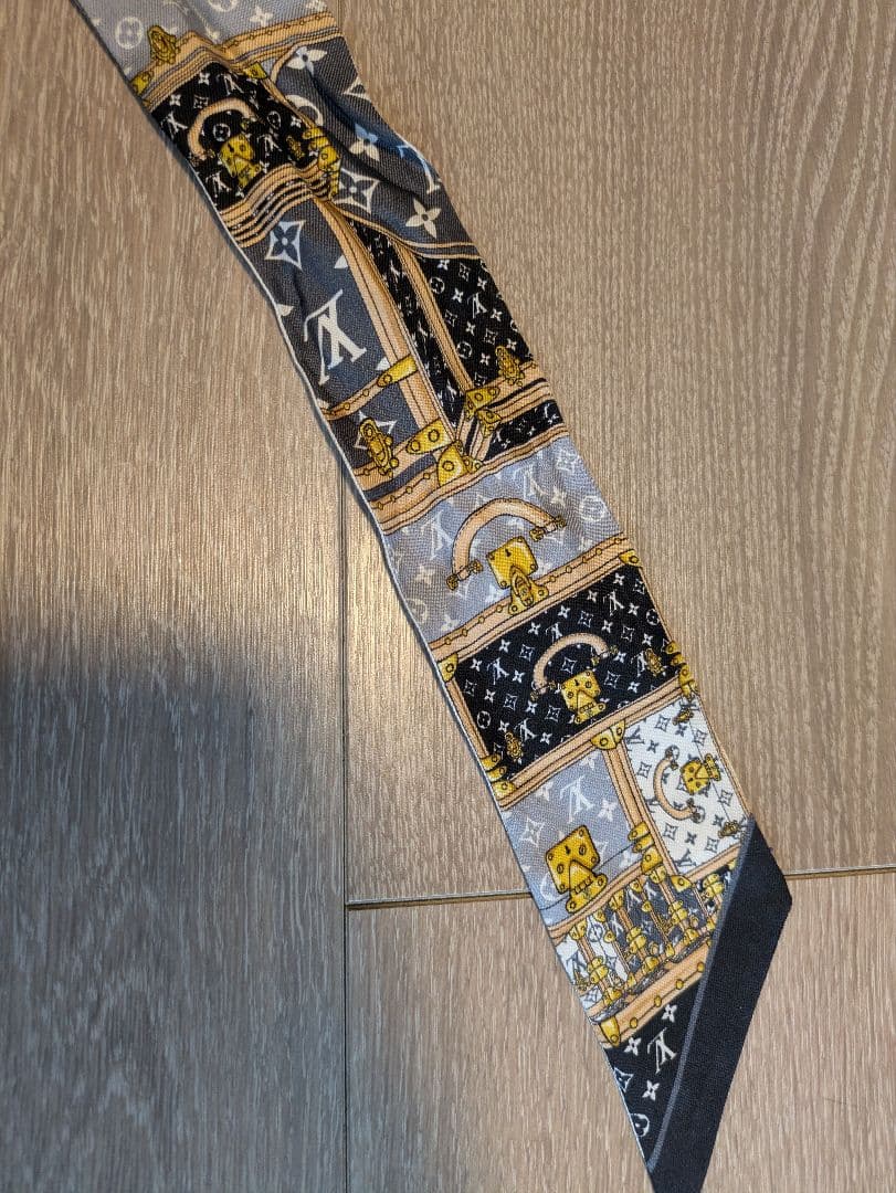 hiro　Louis Vuitton モノグラムスカーフ　ミッツア