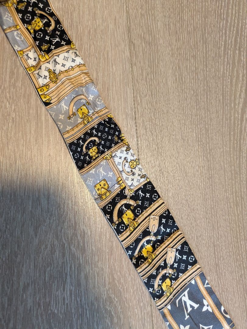hiro　Louis Vuitton モノグラムスカーフ　ミッツア