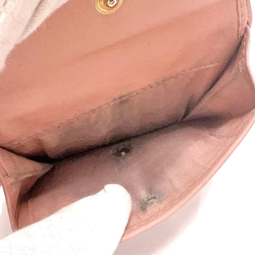 ミュウミュウ マテラッセ オールレザー 折り財布 ゴールド金具 ロゴ ピンク