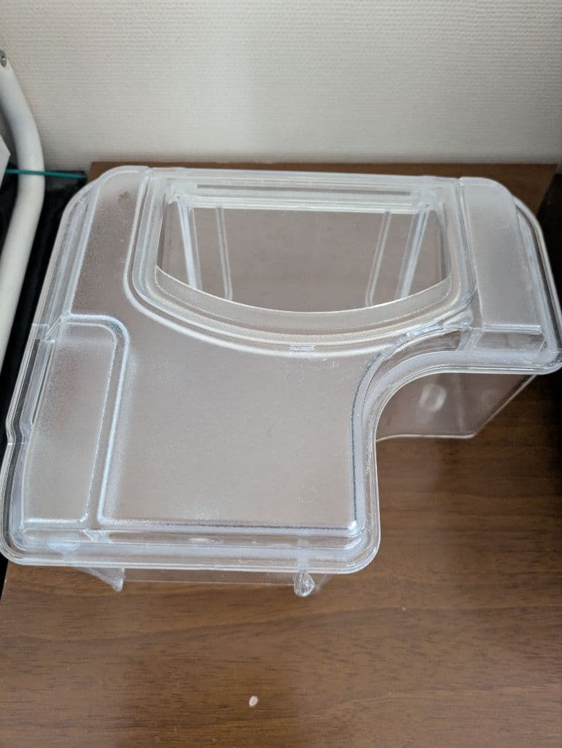 ウォーターサーバー　エブリィフレシャスミニ浄水器