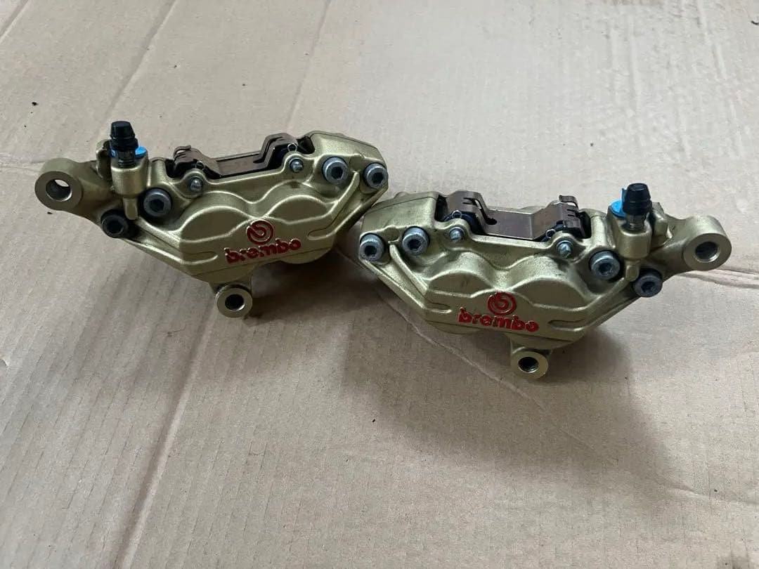 brembo キャリパー 100mmピッチ XJR1300