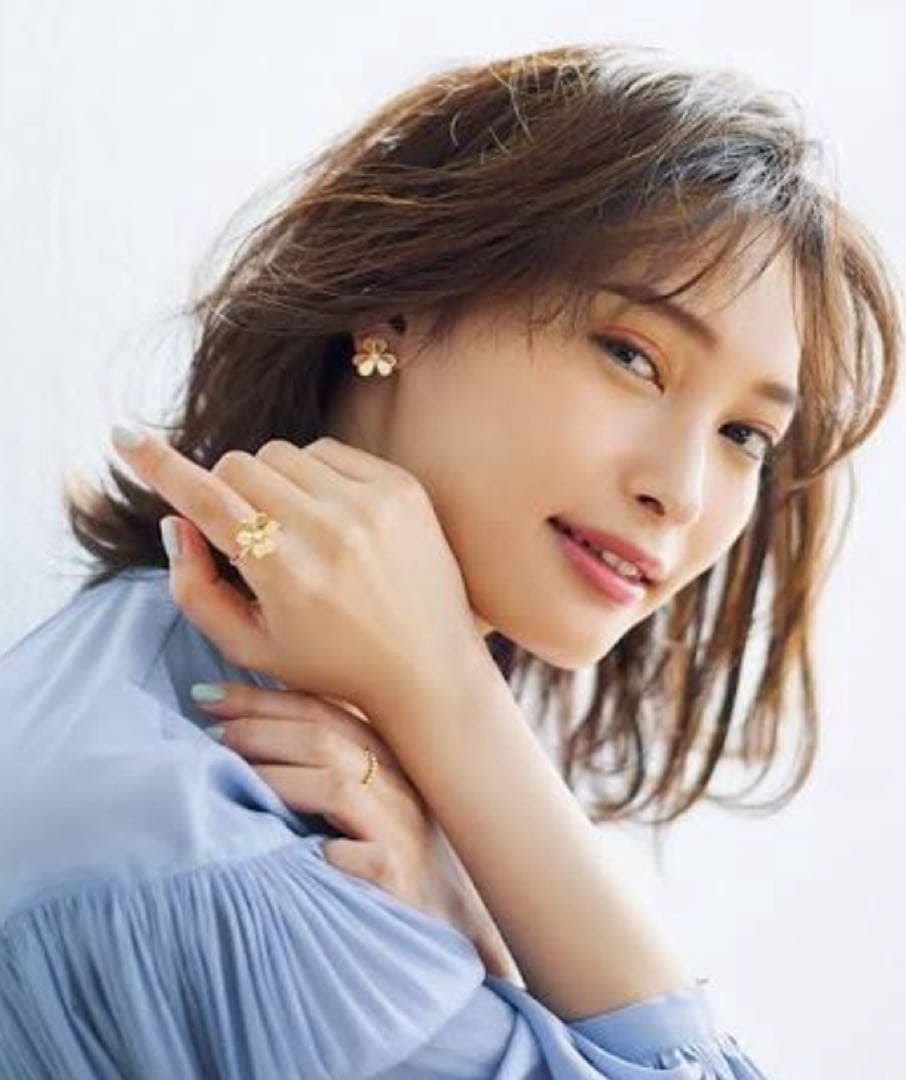 至高✨最高品質　スモール　ホワイトゴールド　クリップ　ピアス　モアサナイト