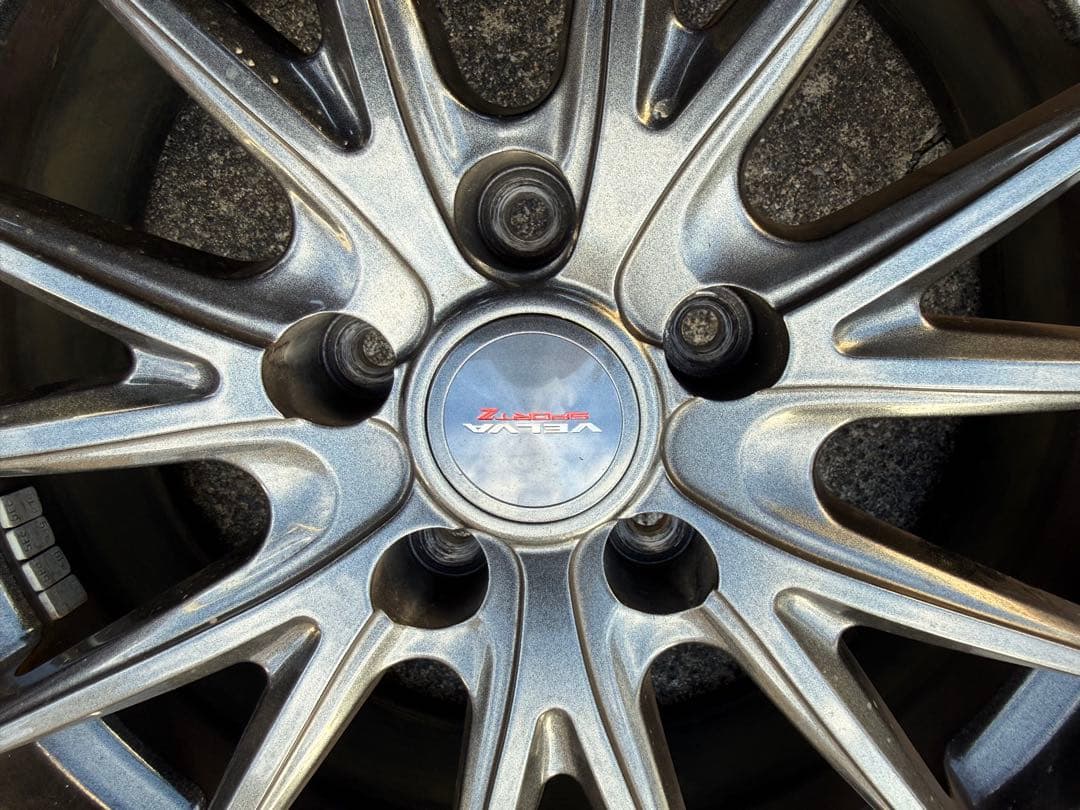 レクサスUXスタッドレスタイヤホイール4本セット