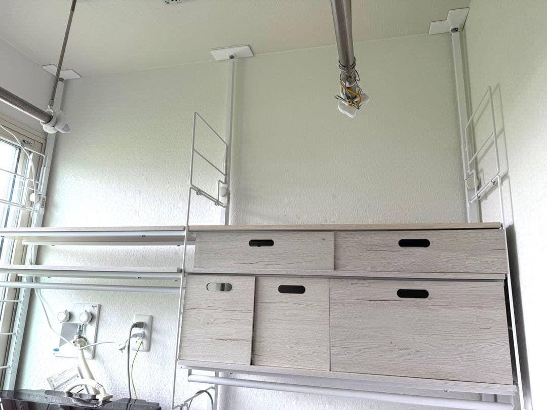 期間限定で値引き中！ニトリ　突っ張り壁面収納　Nポルダセット幅80㎝奥行約26㎝