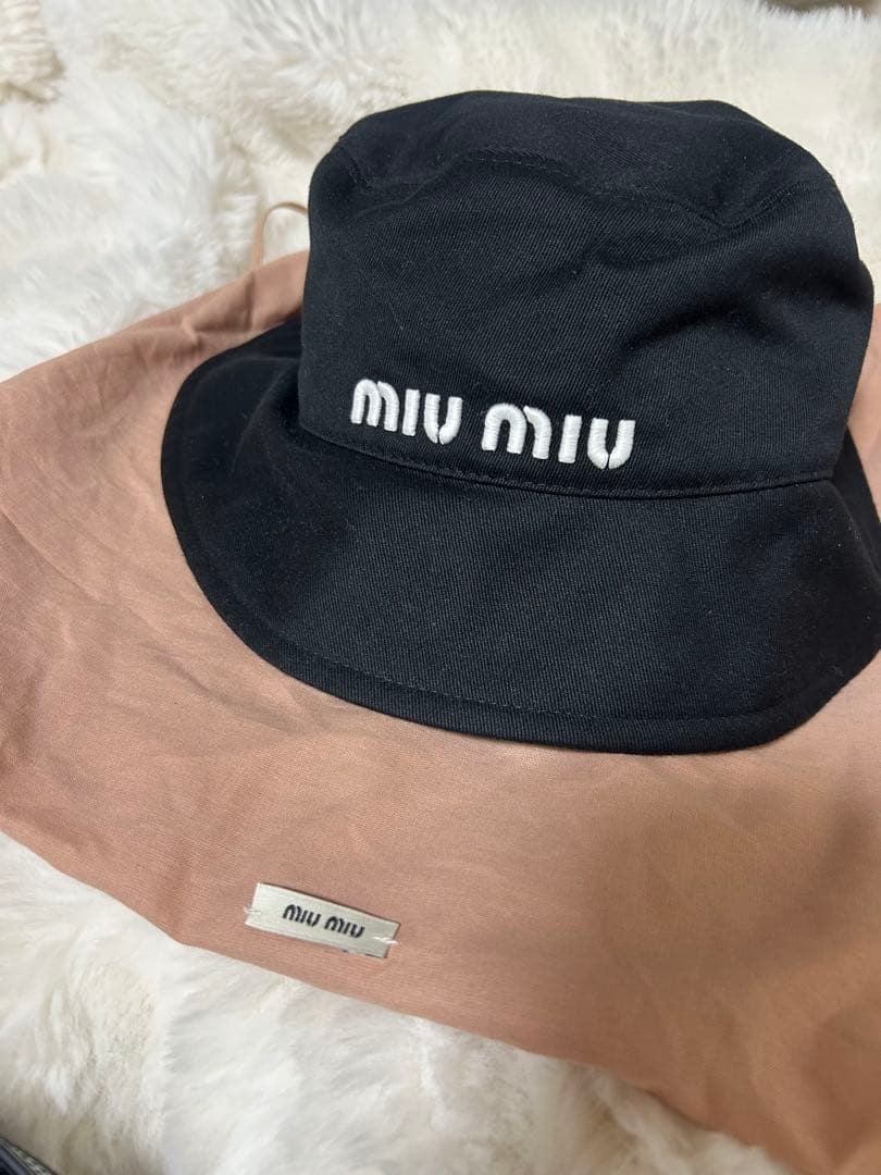 MIU MIU ピンク ドリルベースボールキャップ Sサイズ＋バケットハット