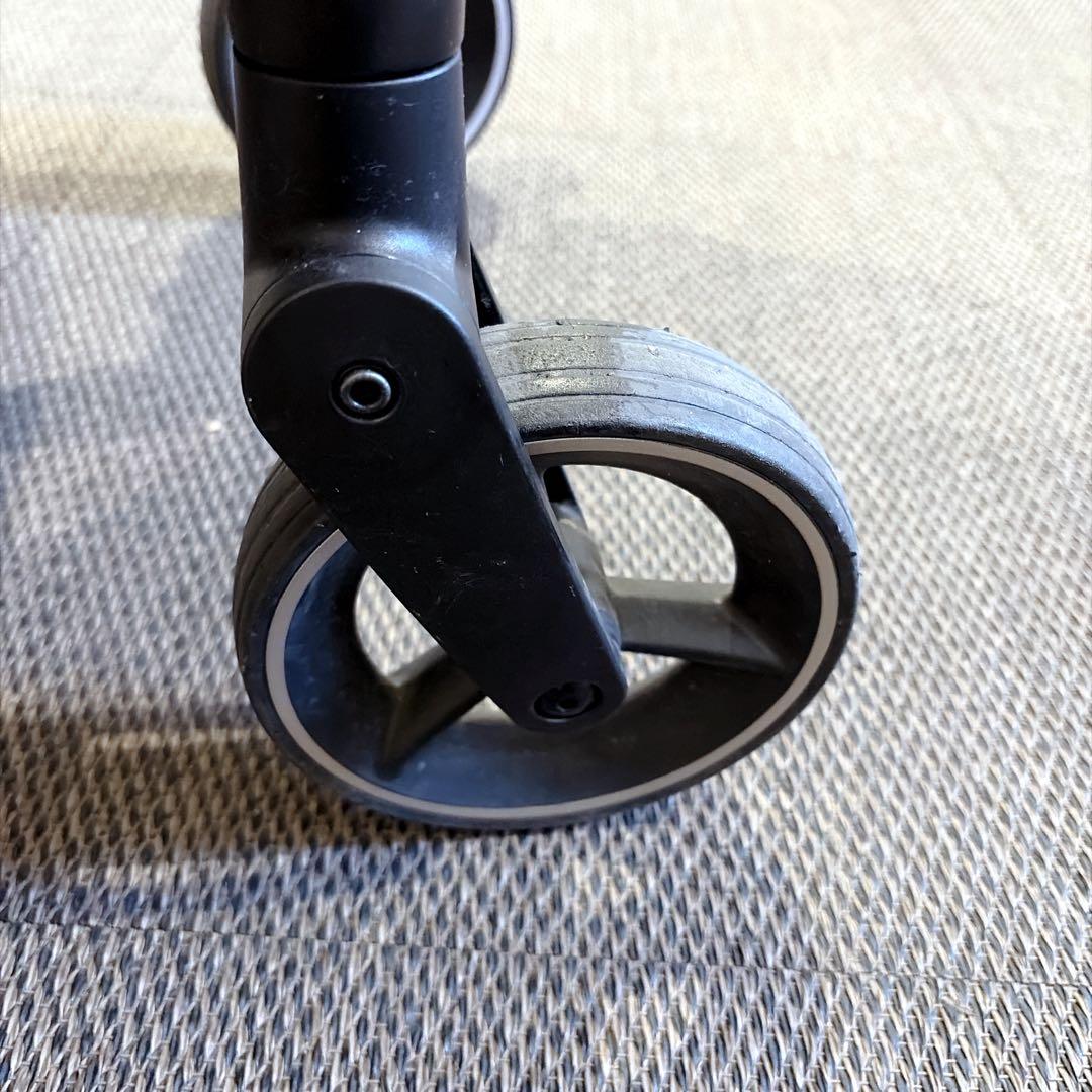 ♡良品♡NUNA IXXA イクサ　リベテッドローズ　おまけ付き♡