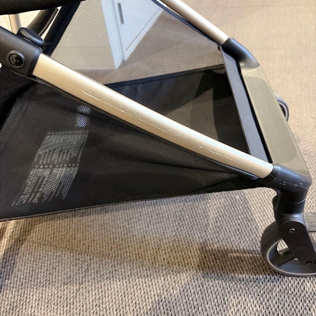 ♡良品♡NUNA IXXA イクサ　リベテッドローズ　おまけ付き♡