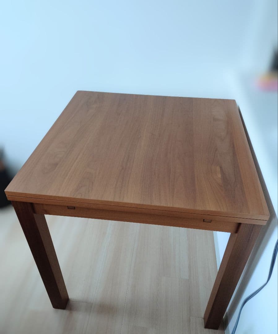 unico ダイニングテーブル VIVO（ヴィヴォ）