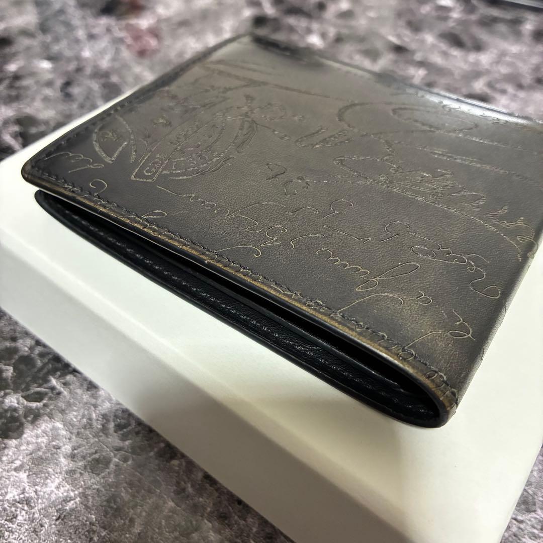 ベルルッティ　財布　最終値下げ！