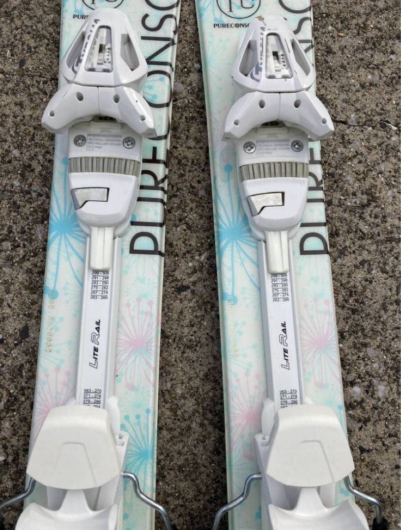 レディース用ショートスキー　ケース付き