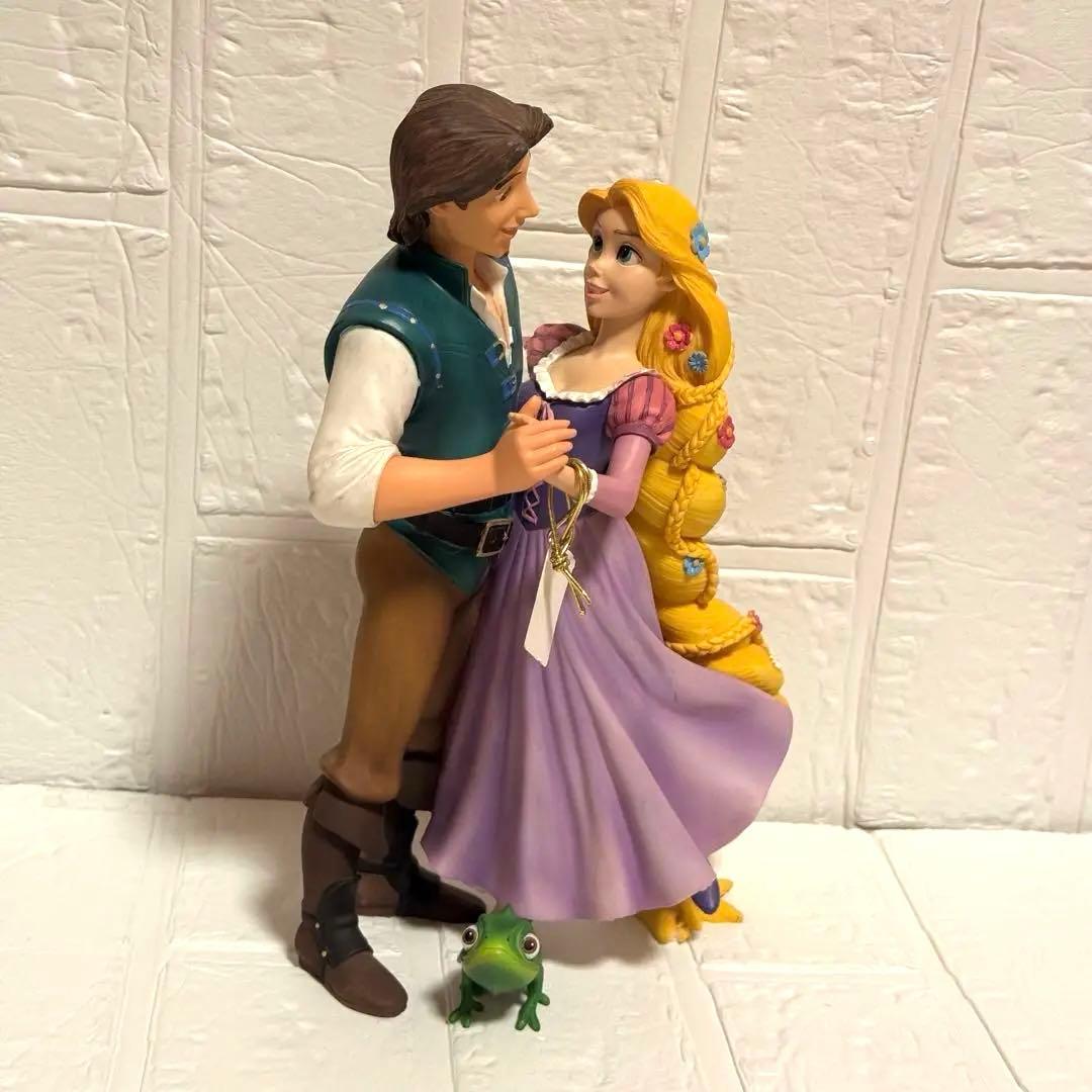 ディズニー EU限定 ラプンツェル フリン 置物