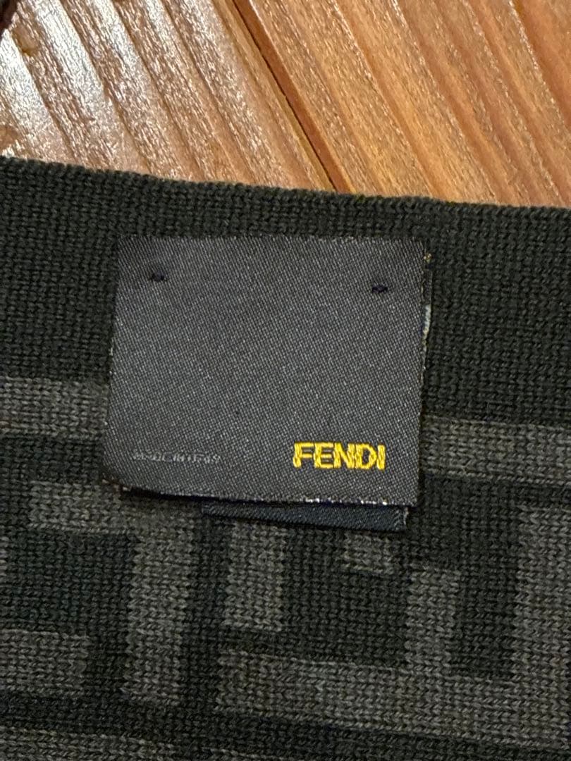 FENDI ロゴ マフラー イタリア製 ウール カーキ