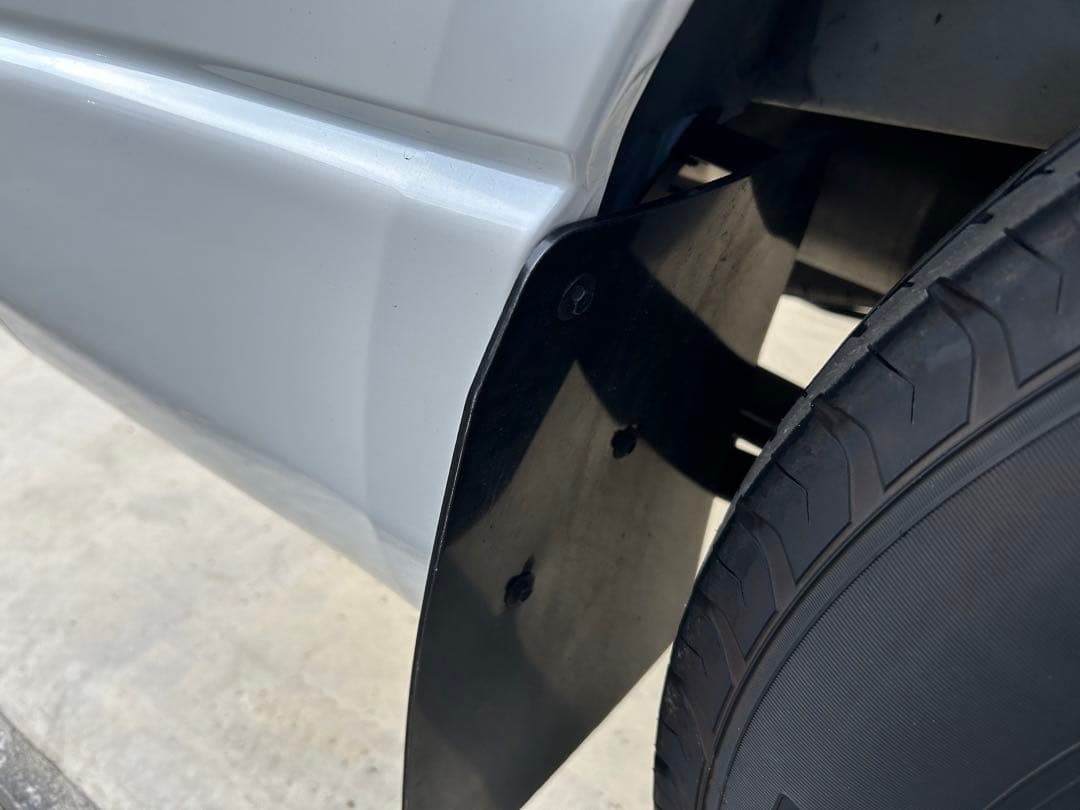 ハイエース TRD マッドフラップ 4枚セット ブラック マッドガード