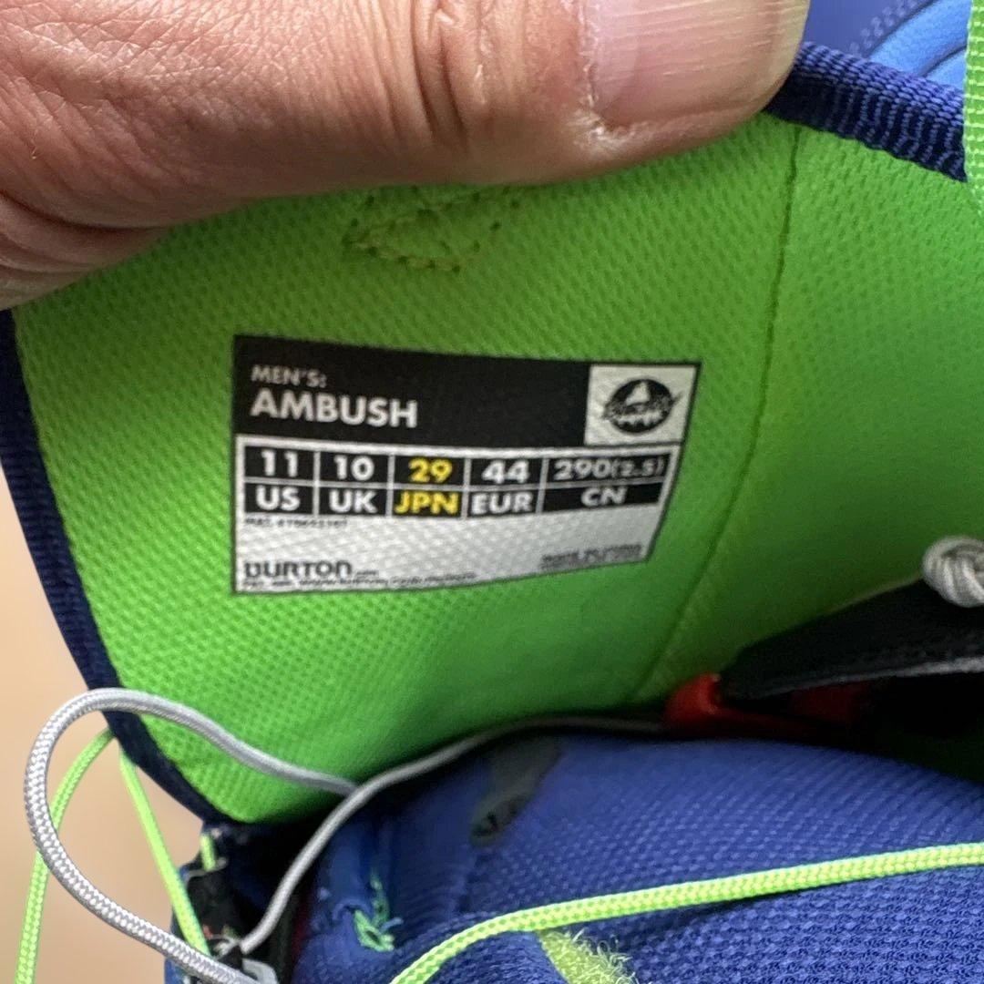 スノーボードブーツ