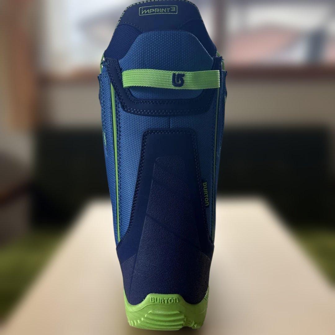 スノーボードブーツ