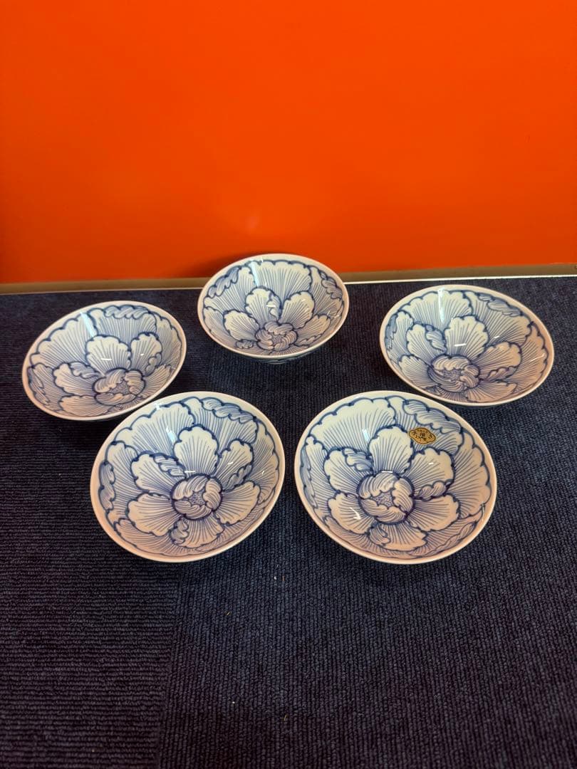 1968 三川内焼　嘉久正窯　手描き　牡丹　輪花小鉢　5客　未使用