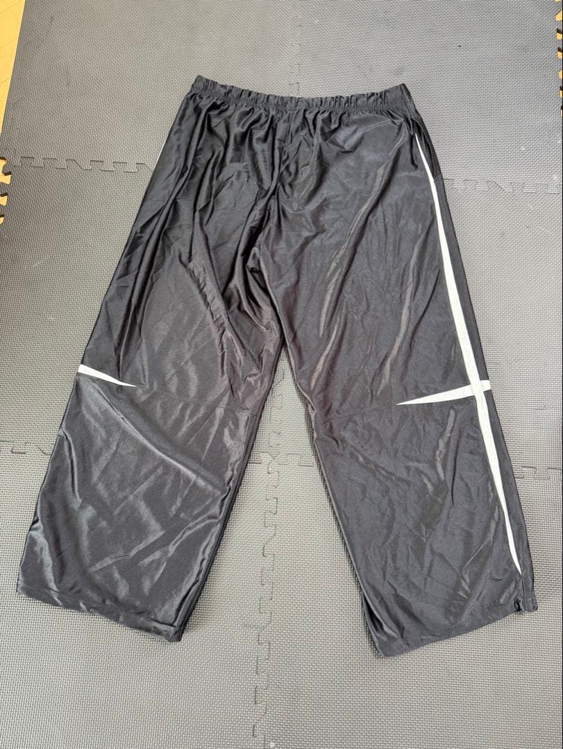 B.T.S.J. LESMILS（レスミルズ）ロングパンツ